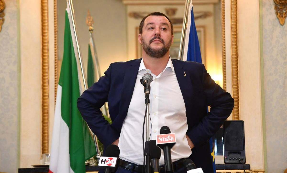 Tre procure siciliane stanno indagando su Salvini e il Viminale in relazione alle direttive anti migranti