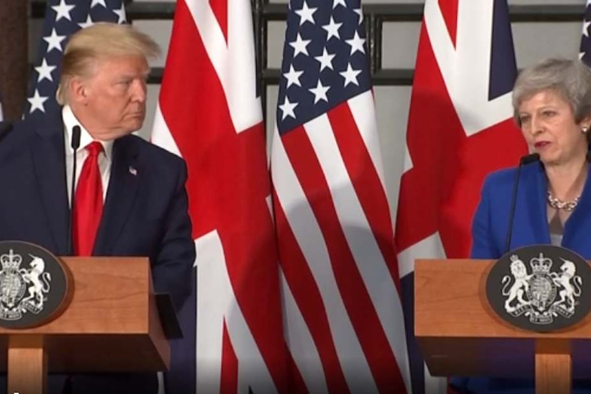 Trump alla May: esci dall'Ue e si apriranno enormi possibilità commerciali con gli Usa