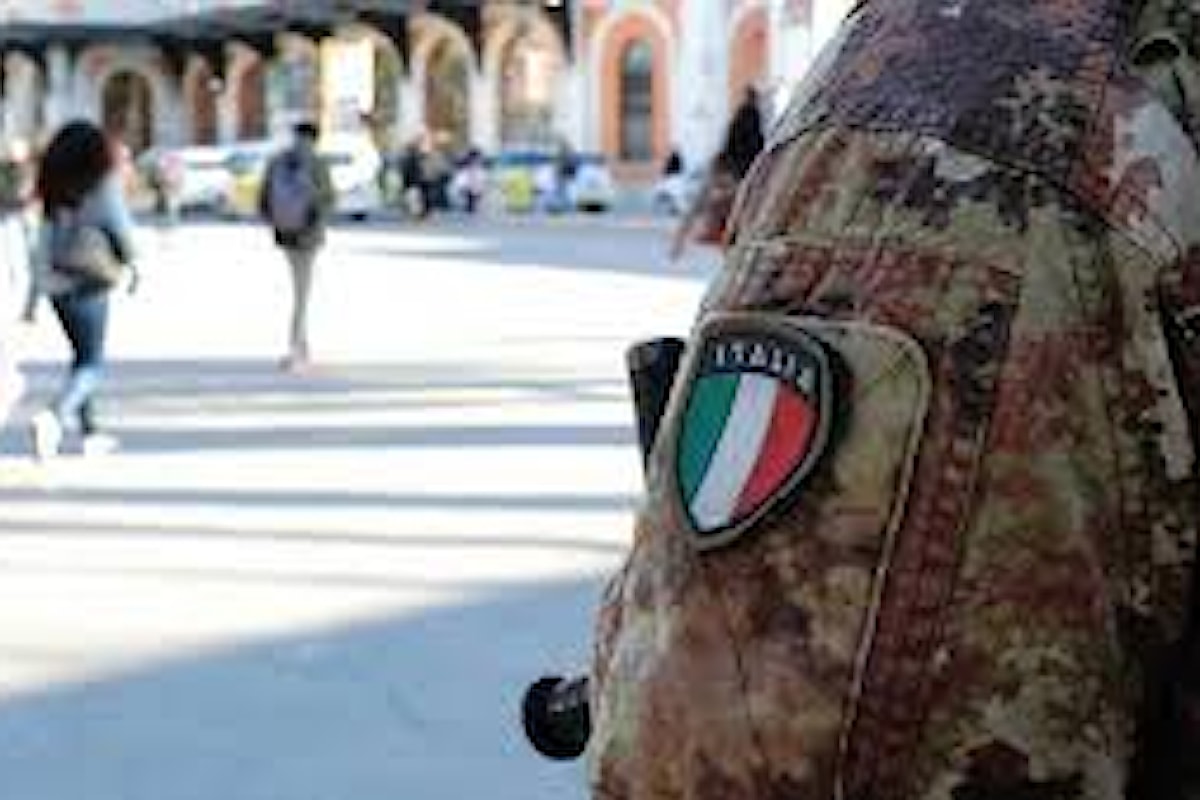 Milano, l'aggressore del militare ferito martedì è stato accusato di attentato terroristico