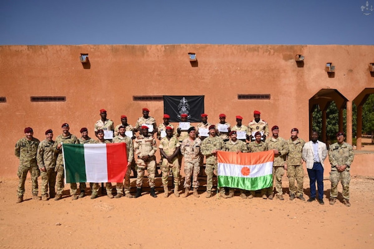 Niger, i Parà della Folgore addestrano la Guardia Nazionale