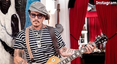 Johnny Depp: lo strano post di Buon Anno su Instagram (FOTO)