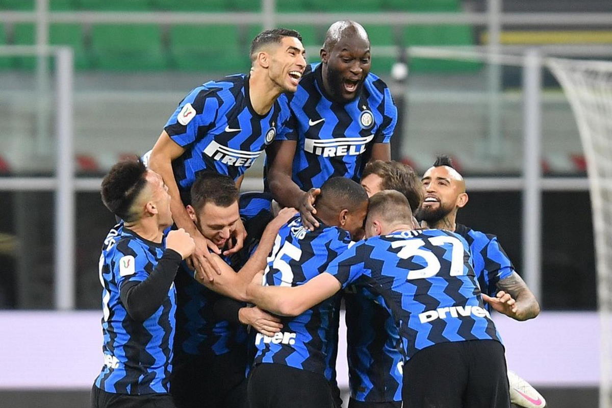 L'Inter batte 2-1 il Milan e si qualifica alle semifinali di Coppa Italia 2020/2021