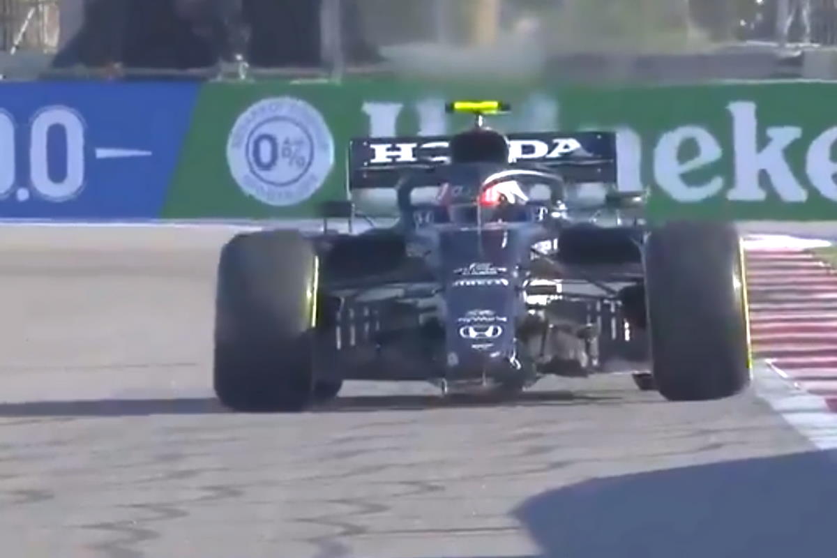 Formula 1, a Sochi occasionissima per Hamilton, con Verstappen che partirà dal fondo della griglia