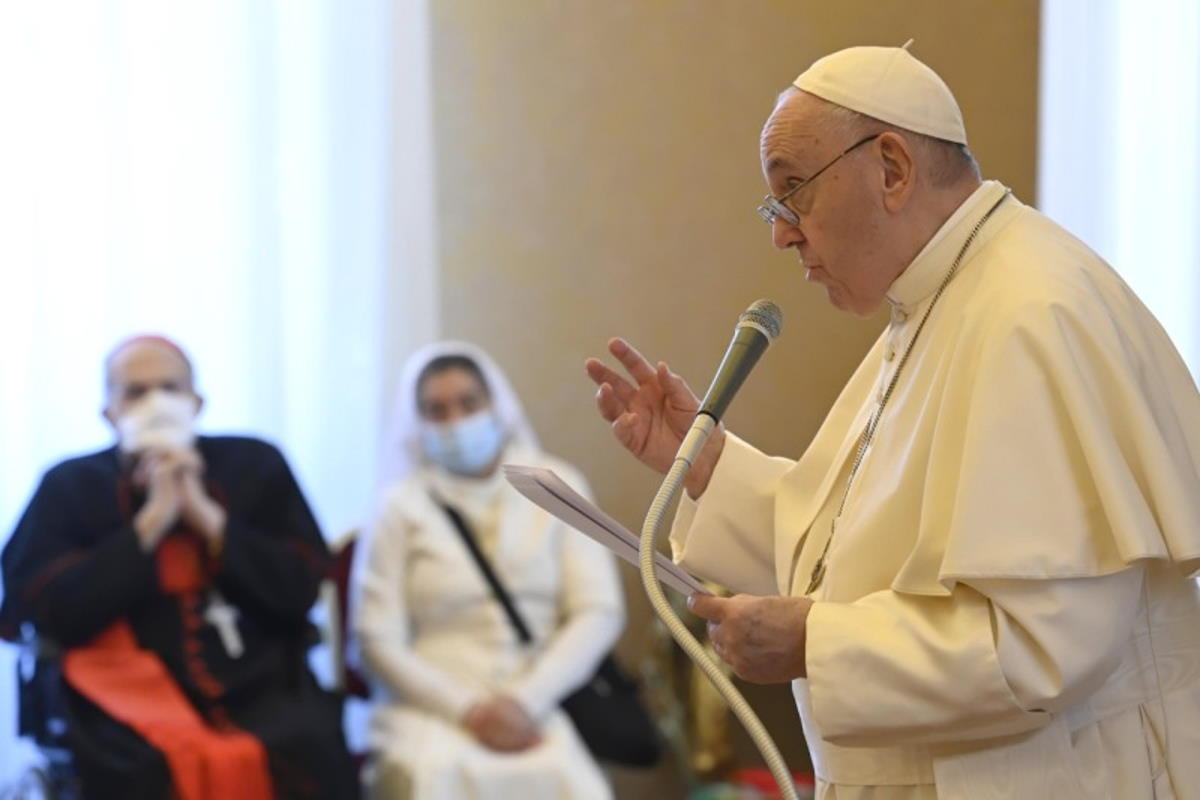 Da papa Francesco un promemoria sul buon giornalismo ai giornalisti dell'informazione vaticana