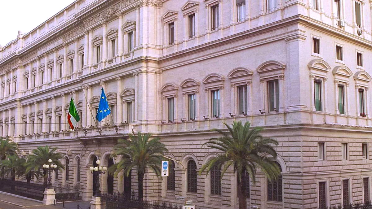 In un Paese normale dopo il servizio di Report sulla vicenda diamanti il direttorio di Bankitalia si sarebbe dimesso, in Italia invece...