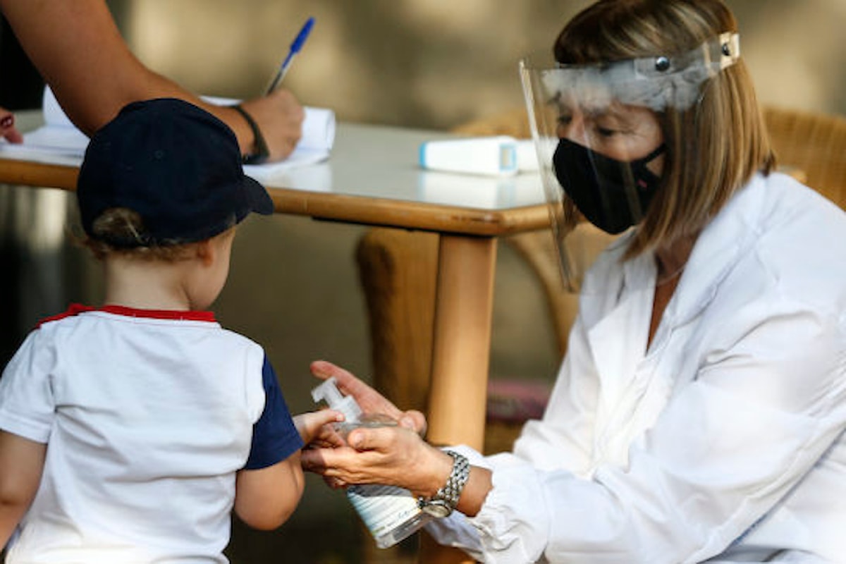 Moderna chiede alla FDA di autorizzare il suo vaccino anti-Covid nei bambini di età compresa tra 6 mesi e meno di 6 anni