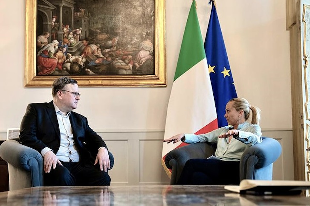 INTELLIGENZA ARTIFICIALE. La Premier incontra Hoffman a Palazzo Chigi. L'uomo deve sempre restare al centro di tutto