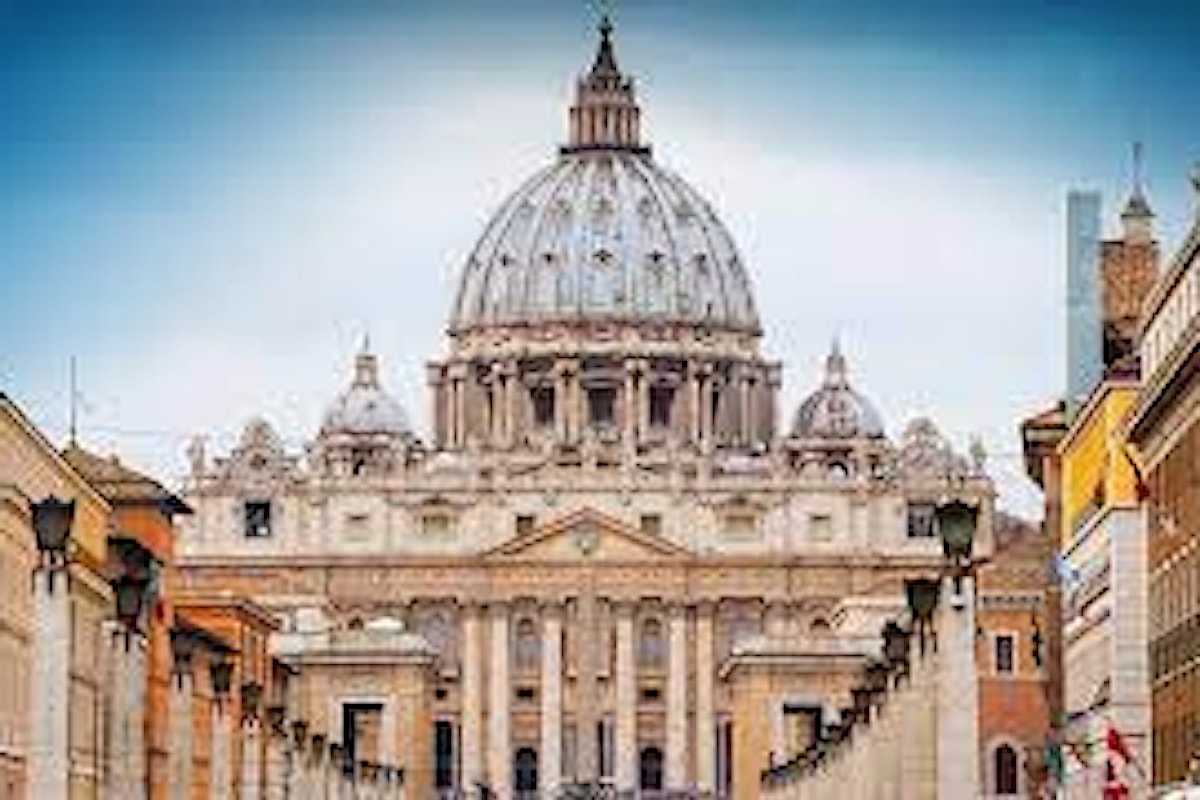 Vaticano, i preti sposati italiani chiedono riforme: «Tanto il celibato viene rispettato raramente»