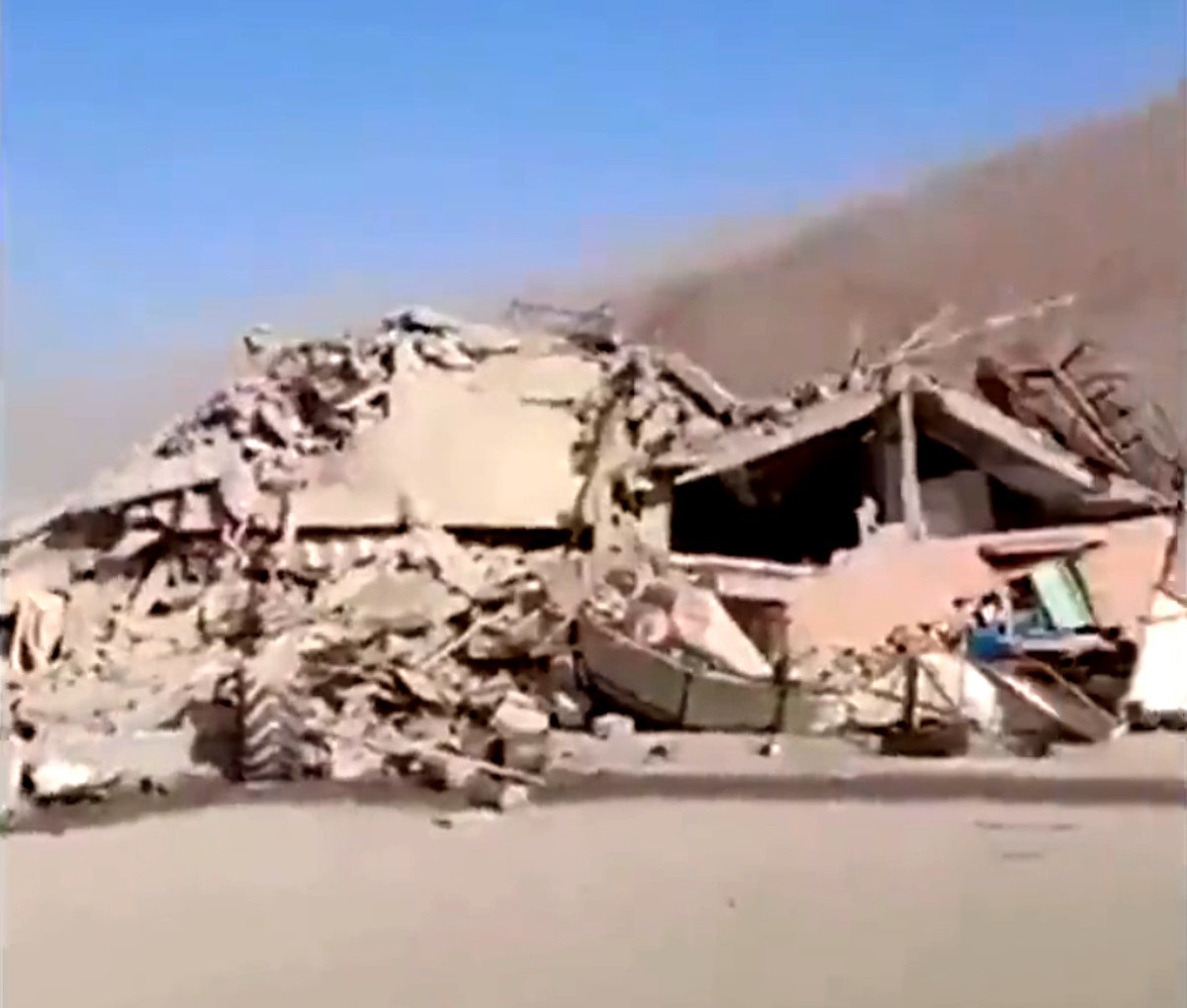 Marocco. Sono adesso più di 2mila le vittime del terremoto di venerdì, ma il bilancio è destinato a salire