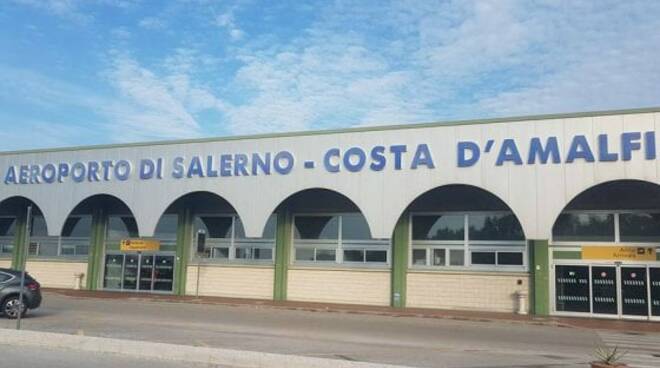 Aeroporto Costa D'amalfi: Sogni irrealizzabili e pericolosi