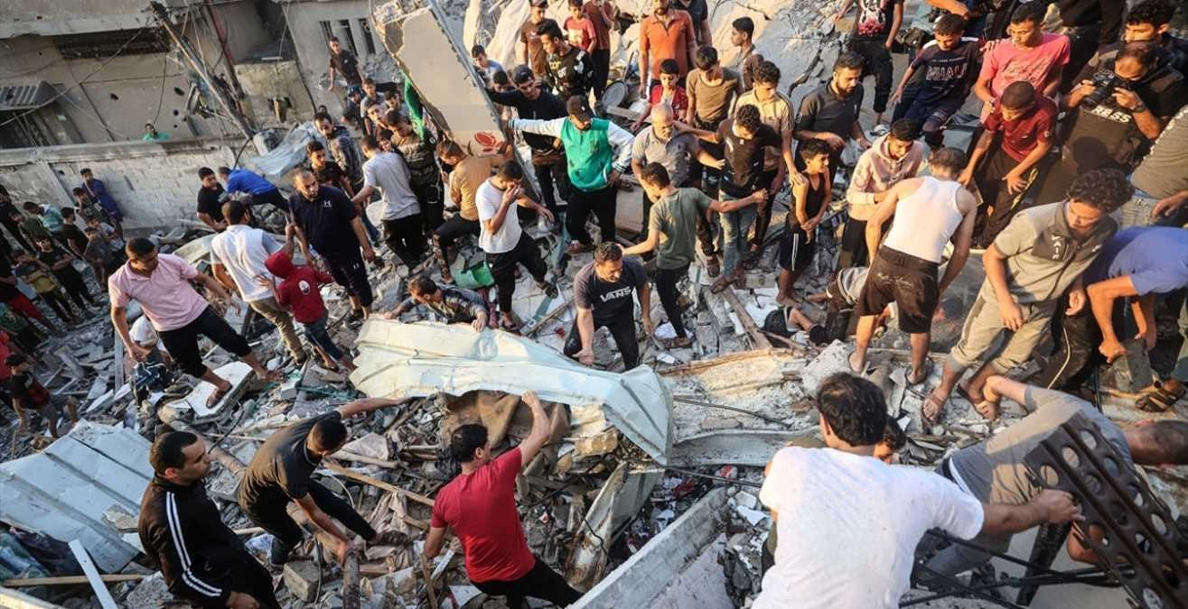 A Gaza, sotto la minaccia delle armi l'IDF ha evacuato l'ospedale Al-Shifa e ha assassinato centinaia di civili bombardando una scuola in cui erano rifugiati. Il genocidio continua