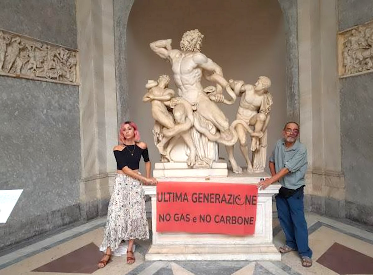 Ambientalisti sotto processo in Vaticano per aver danneggiato il basamento della statua di Laocoonte