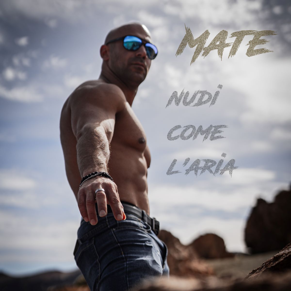 Mate - Il nuovo singolo “Nudi come l’aria”