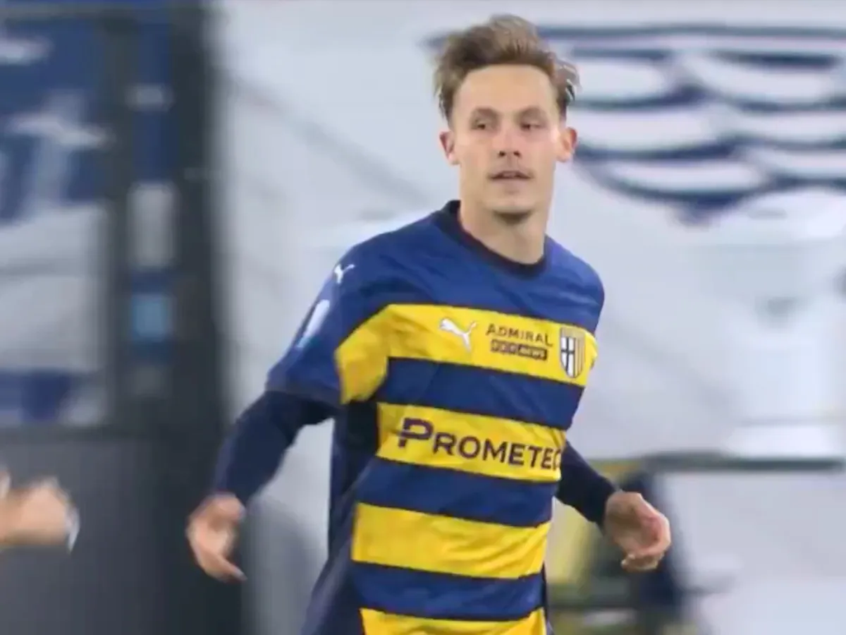 Al Bentegodi Pavoletti è decisivo per il Cagliari che vede più vicina la salvezza. Show tra Parma e Lazio, pari senza reti tra Udinese e Bologna