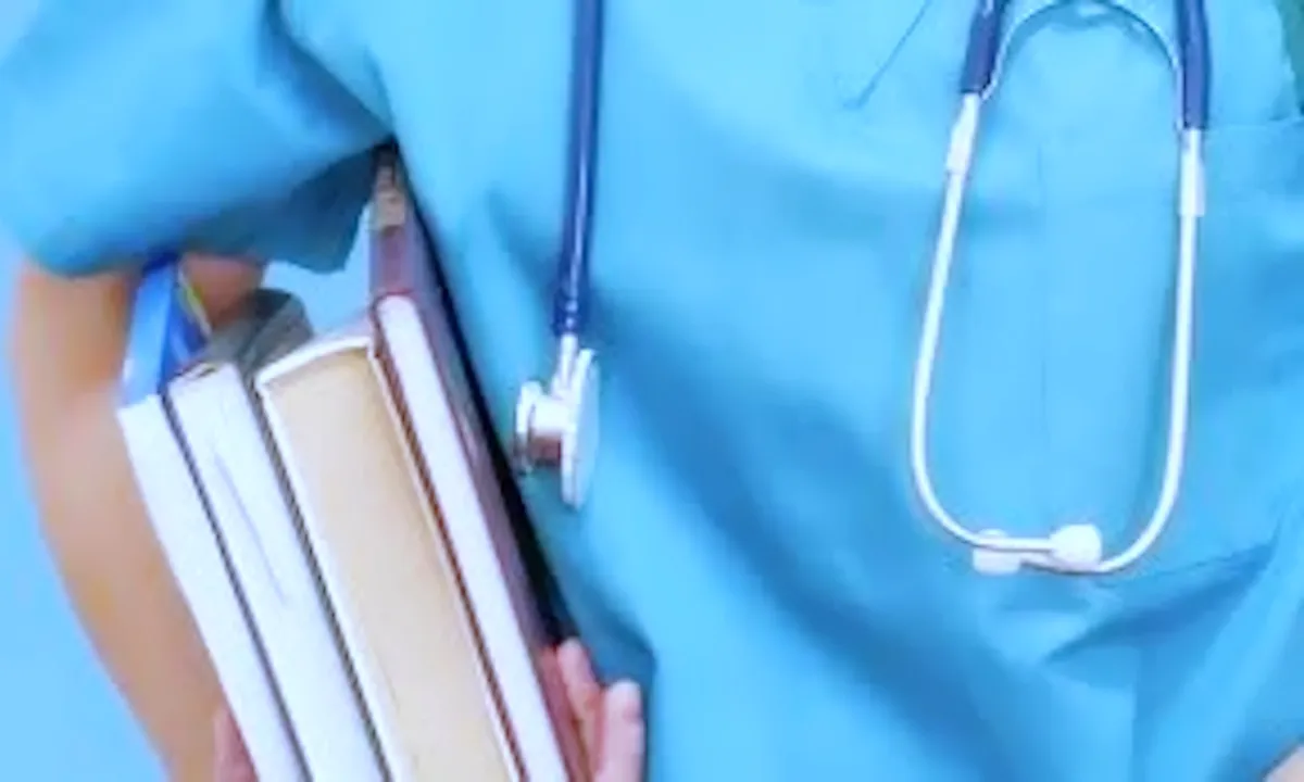 Medicina a numero (quasi) aperto: 64.825 iscritti al semestre libero, parte la riforma Bernini