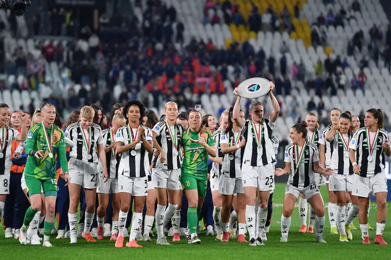 Calcio. La Serie A donne parte il 4 ottobre, la Juventus campione col Sassuolo