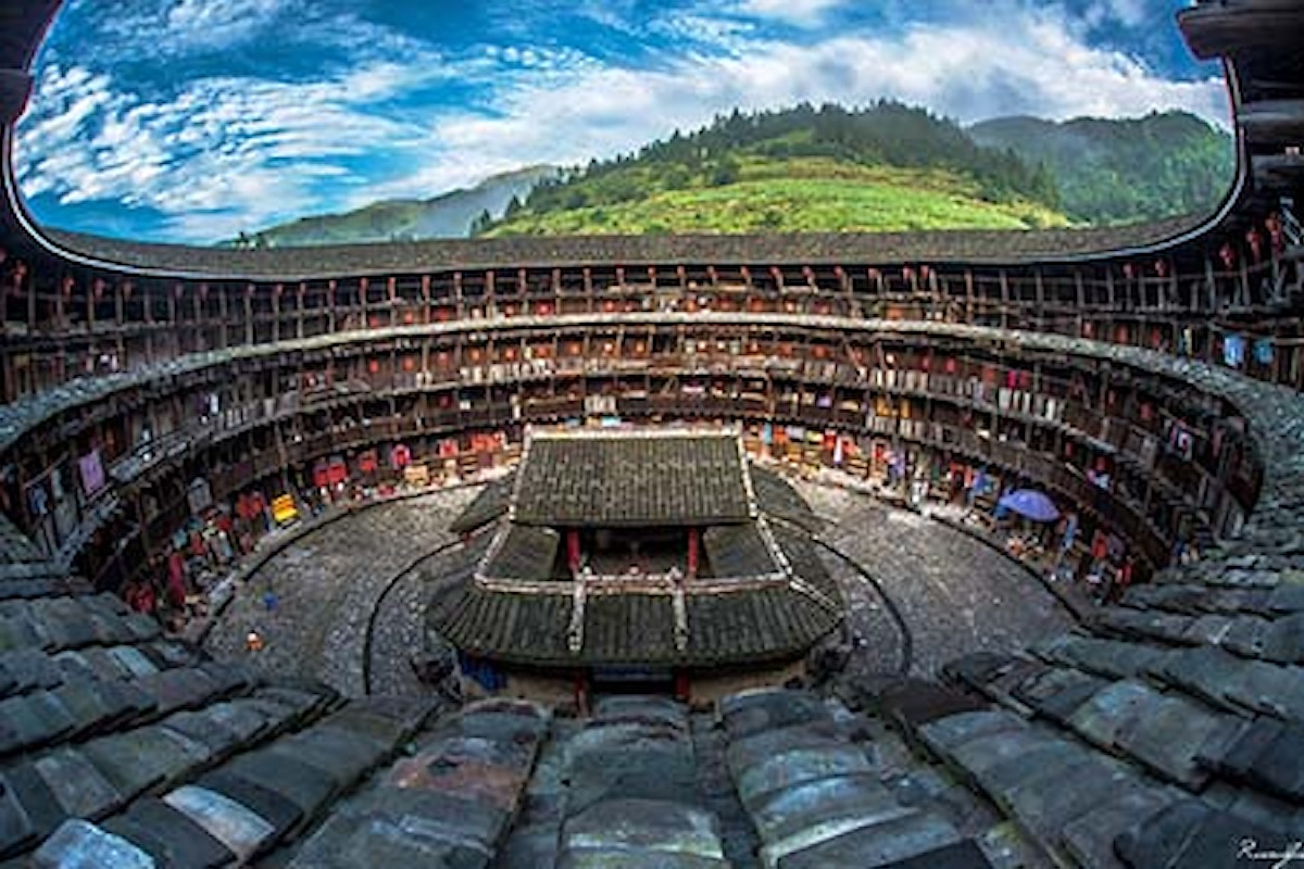 YUCHANG: IL TULOU DI 700 ANNI NEL FUJIAN