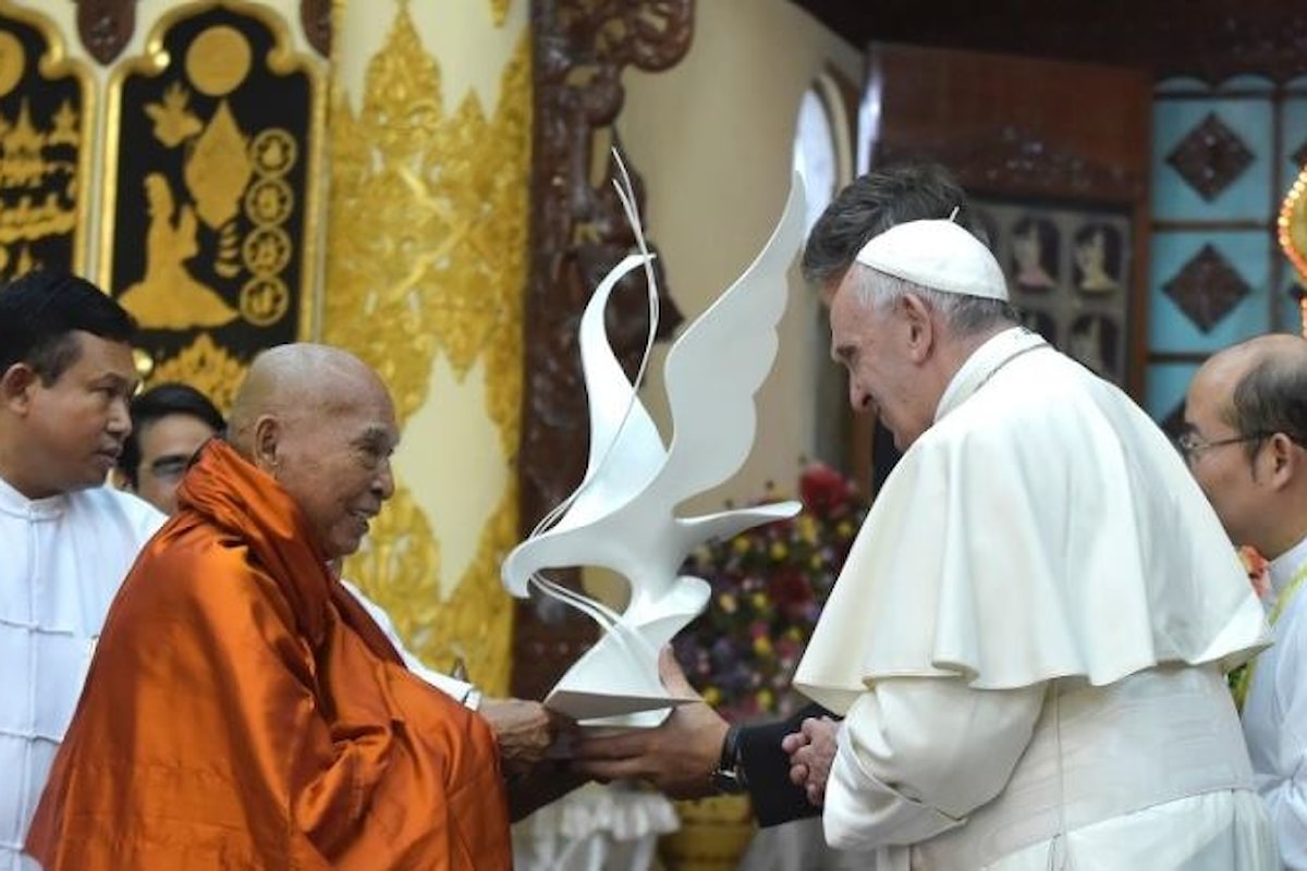 Papa Francesco incontra il Consiglio Supremo Sangha dei Monaci buddisti