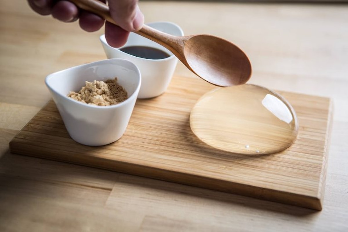 Raindrop Cake la torta di tendenza a goccia d'acqua