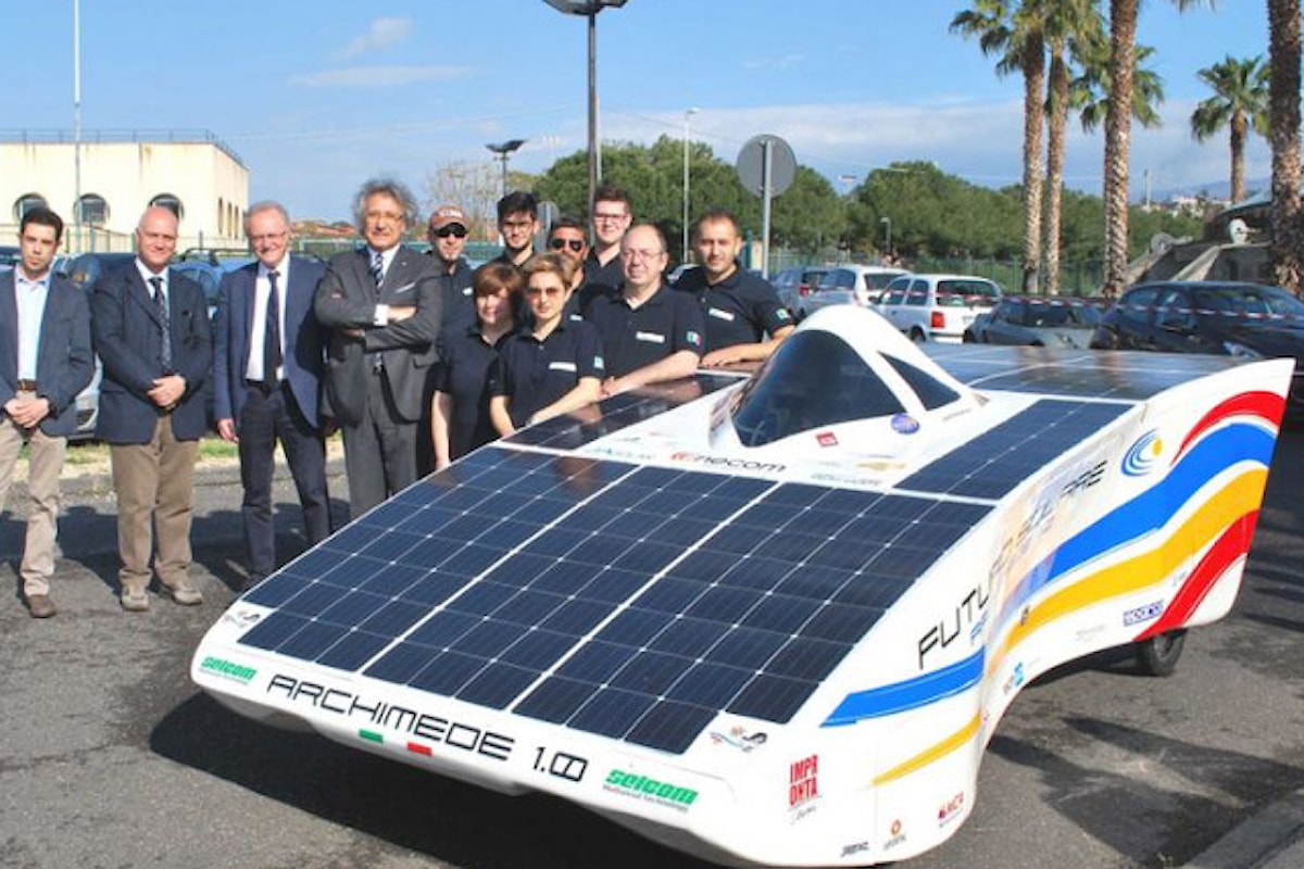Presentato il prototipo Archimede Solar Car, auto elettrica ad energia solare
