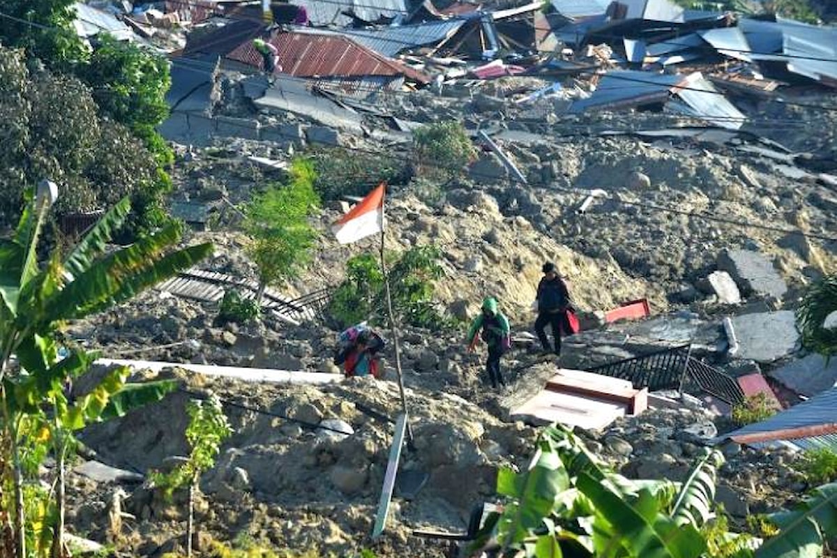 Indonesia, finora oltre 1.300 le vittime nell'isola di Sulawesi