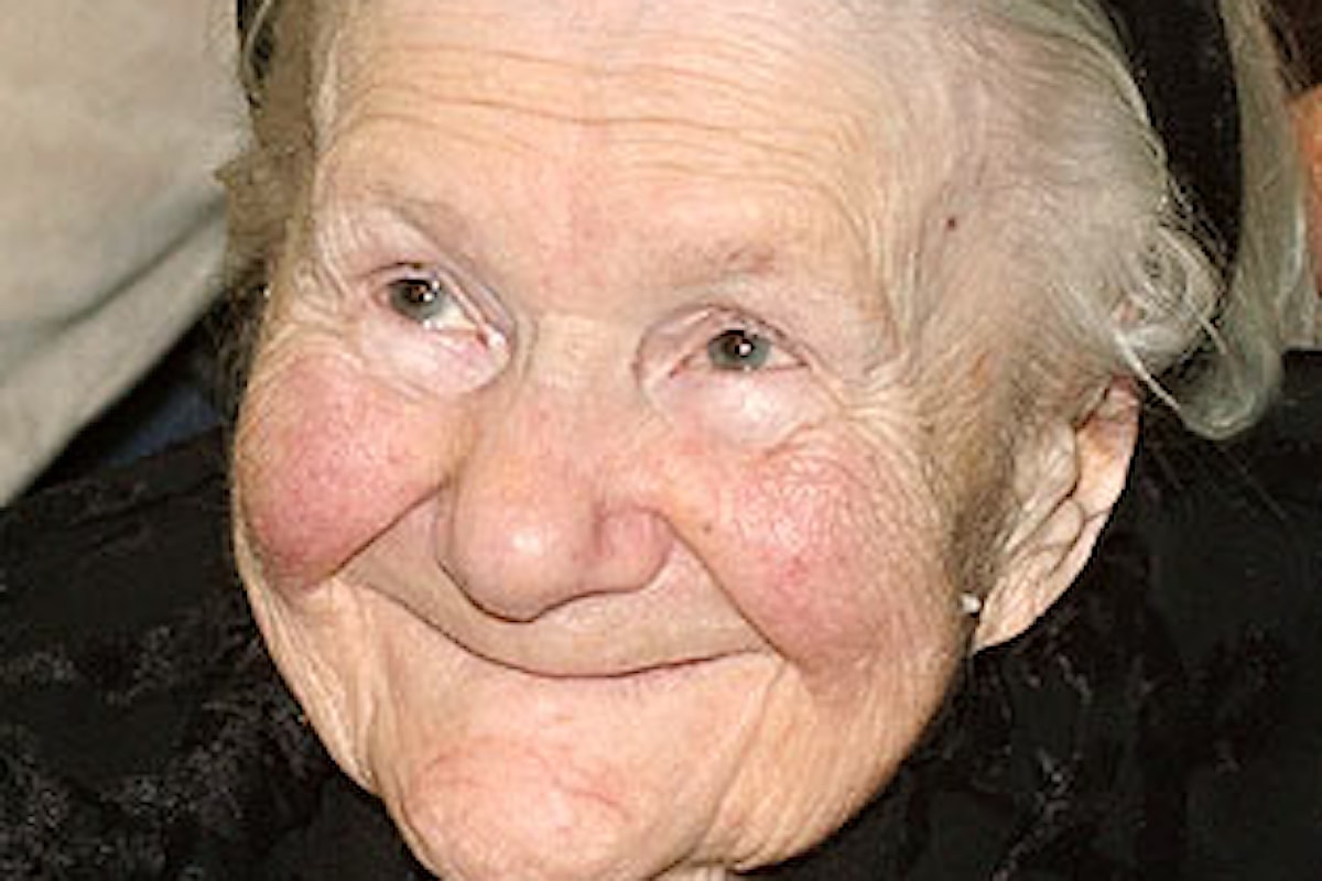 IRENA SENDLER la donna che salvò dai nazisti 2500 bambini ebrei. La vita in un barattolo