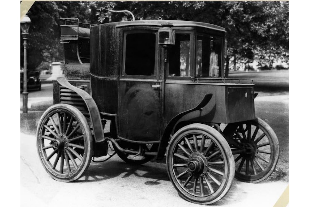 Quando è stata inventata l'auto elettrica?